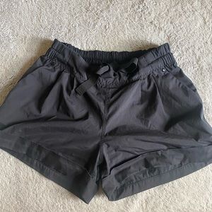 LULULEMON Black Shorts